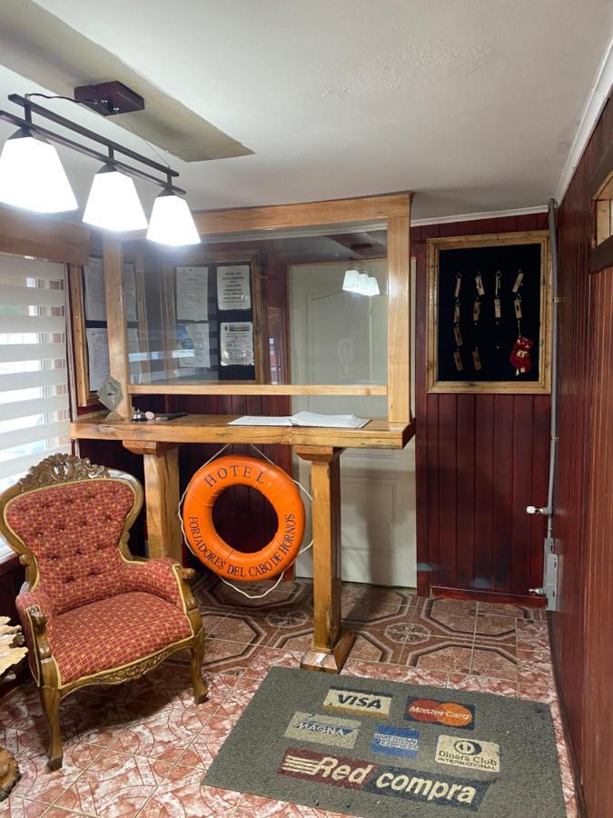 Hotel Forjadores Del Cabo De Hornos Puerto Williams Eksteriør billede
