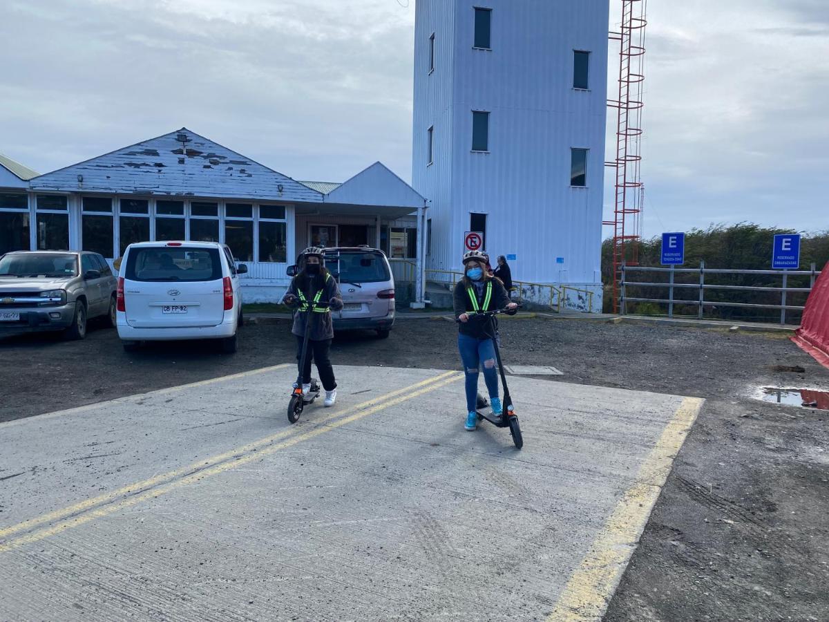 Hotel Forjadores Del Cabo De Hornos Puerto Williams Eksteriør billede