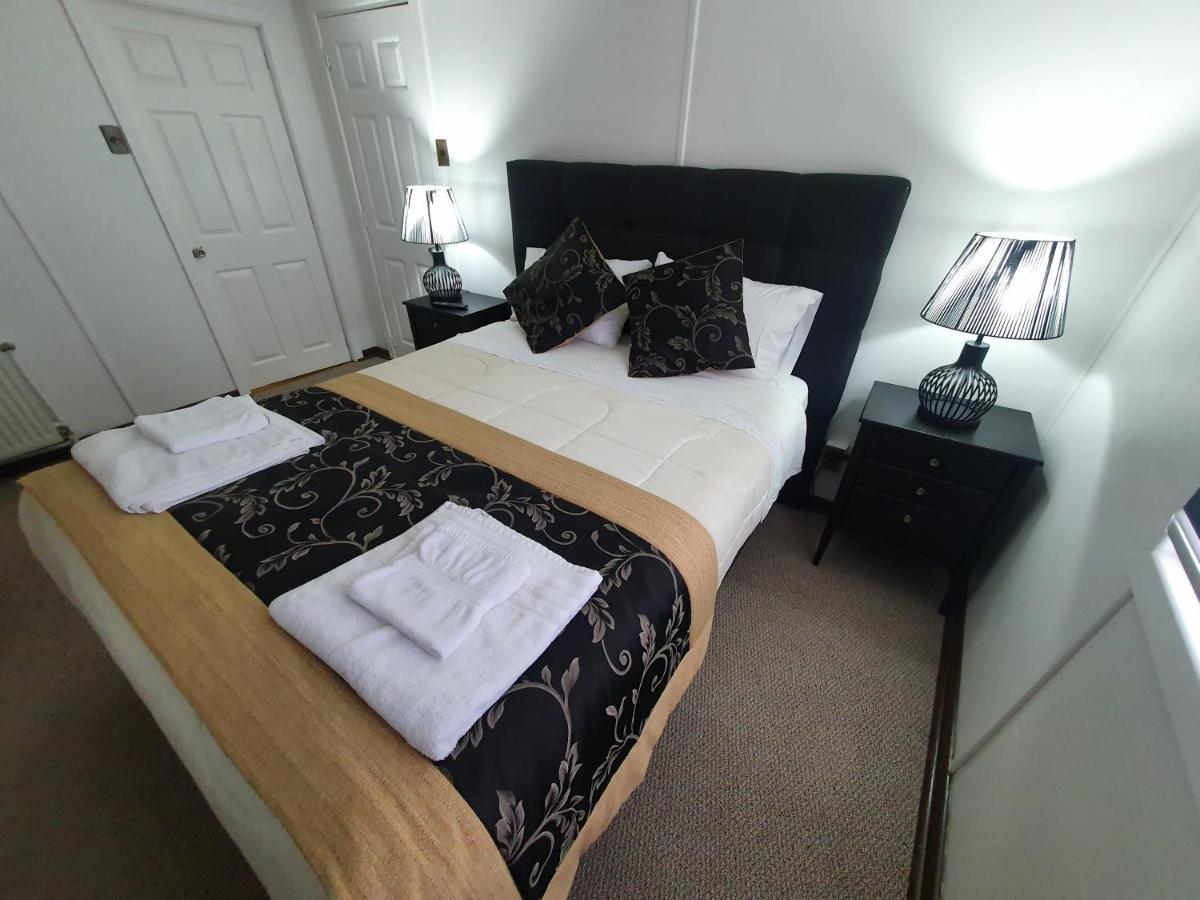 Hotel Forjadores Del Cabo De Hornos Puerto Williams Eksteriør billede