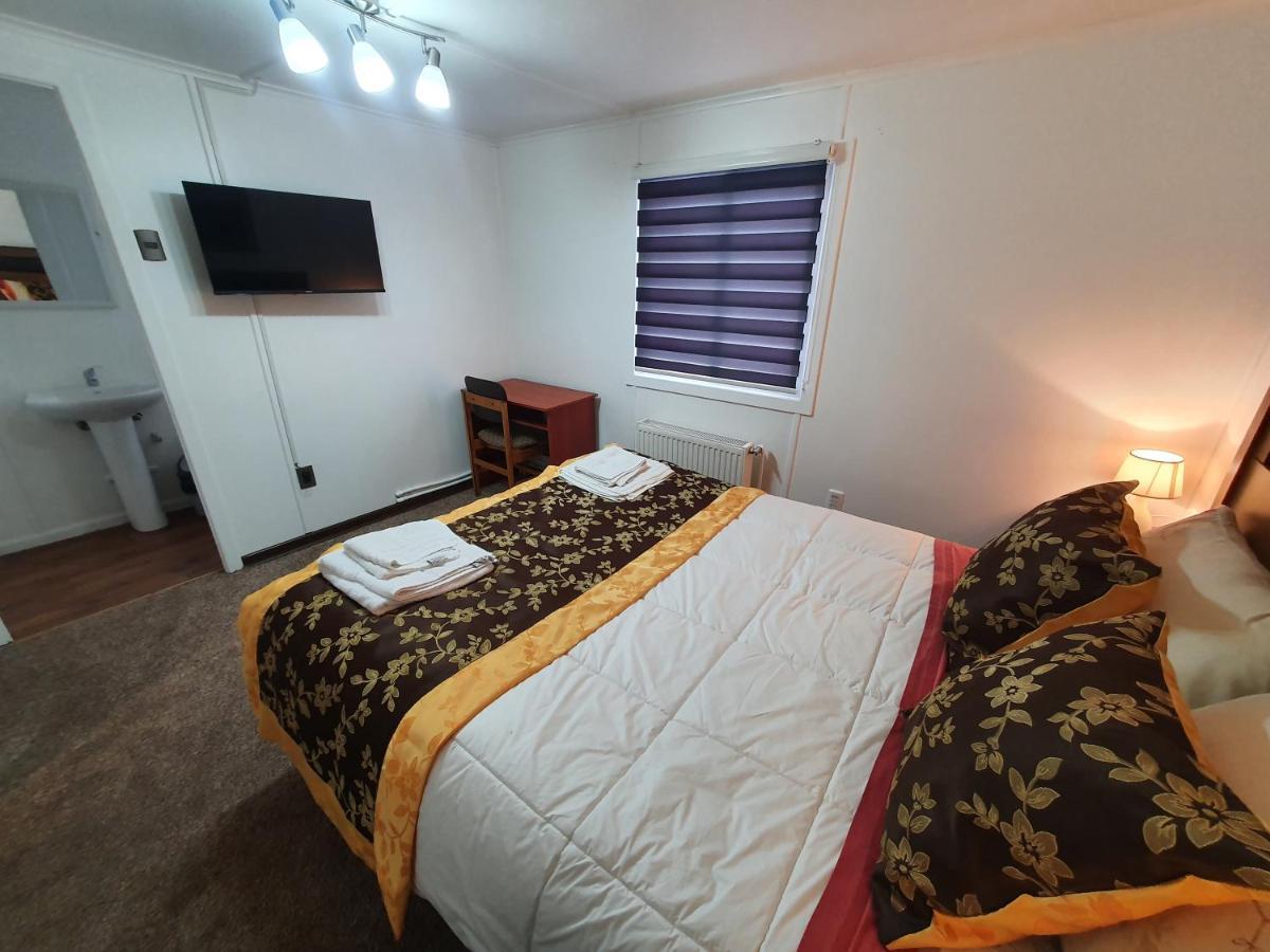 Hotel Forjadores Del Cabo De Hornos Puerto Williams Eksteriør billede