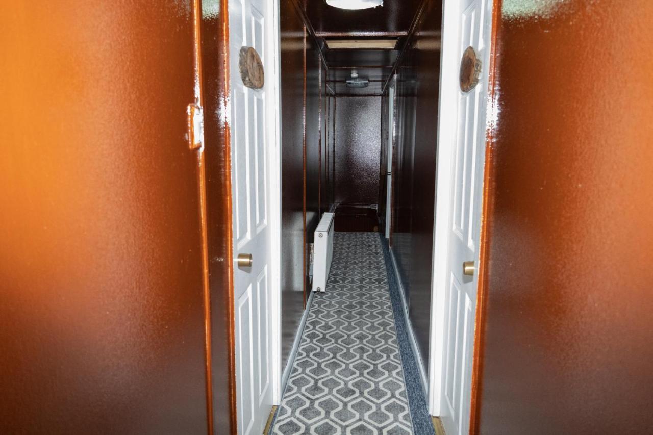 Hotel Forjadores Del Cabo De Hornos Puerto Williams Eksteriør billede