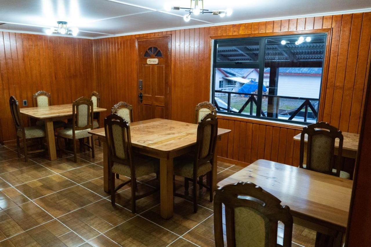 Hotel Forjadores Del Cabo De Hornos Puerto Williams Eksteriør billede