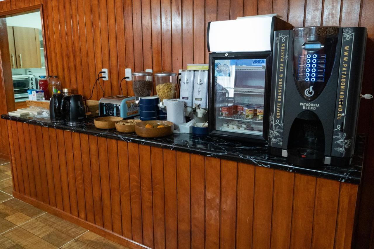 Hotel Forjadores Del Cabo De Hornos Puerto Williams Eksteriør billede