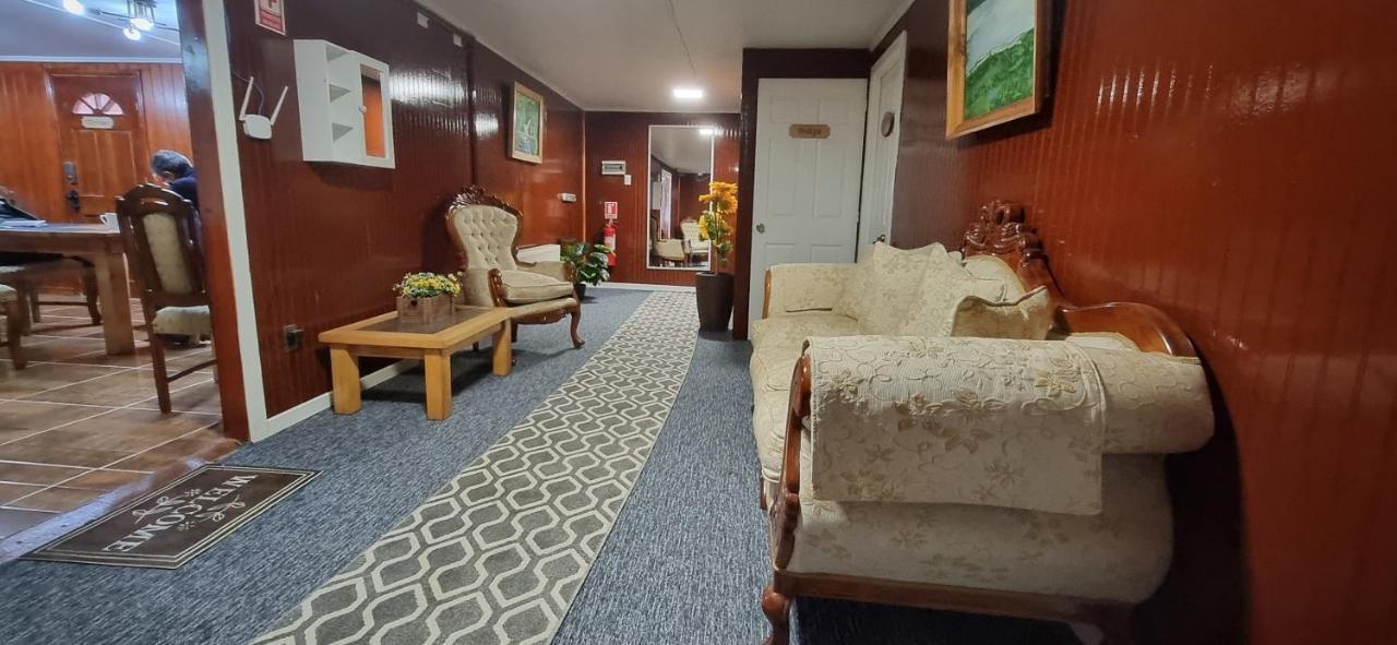 Hotel Forjadores Del Cabo De Hornos Puerto Williams Eksteriør billede