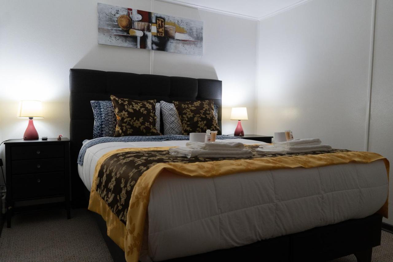 Hotel Forjadores Del Cabo De Hornos Puerto Williams Eksteriør billede
