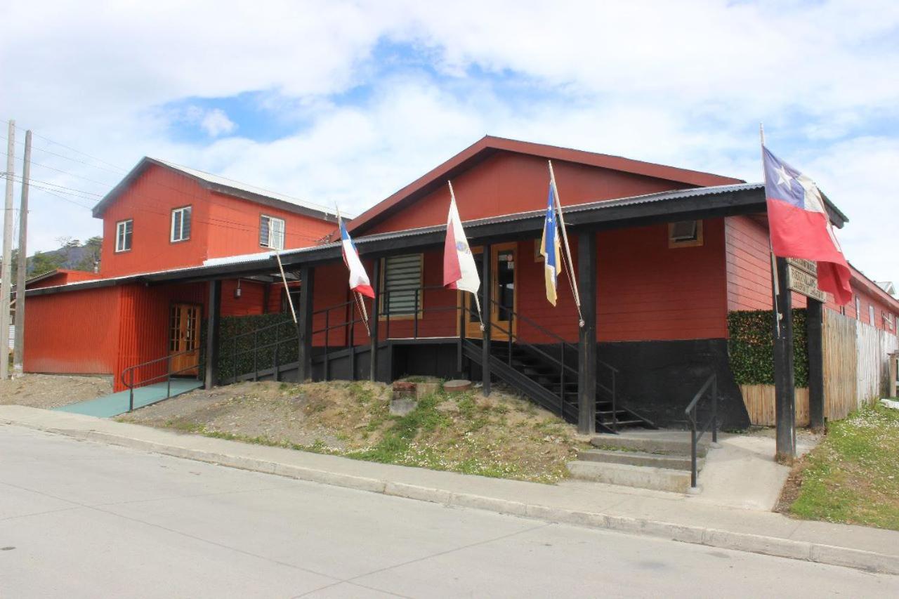 Hotel Forjadores Del Cabo De Hornos Puerto Williams Eksteriør billede